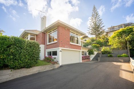 Photo of property in 72 Severn Street, Island Bay, Wellington, 6023