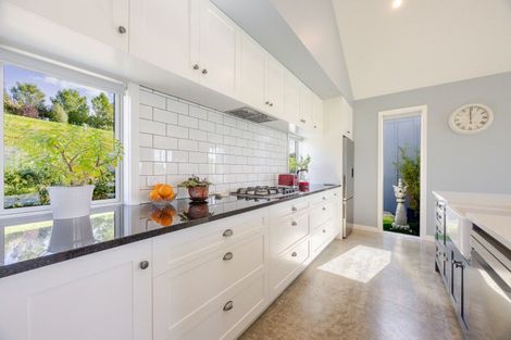 Photo of property in 45 Highlands Drive, Waipawa, 4277