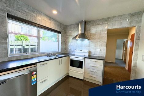 Photo of property in 1/48 View Road, Henderson, Auckland, 0612