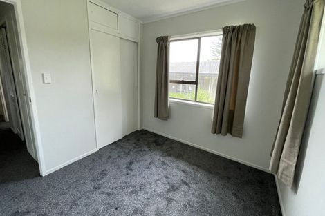 Photo of property in 35 Kirby Street, Glendene, Auckland, 0602