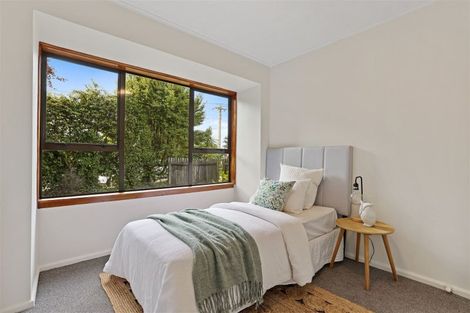 Photo of property in 16 Manor Place, Bryndwr, Christchurch, 8053