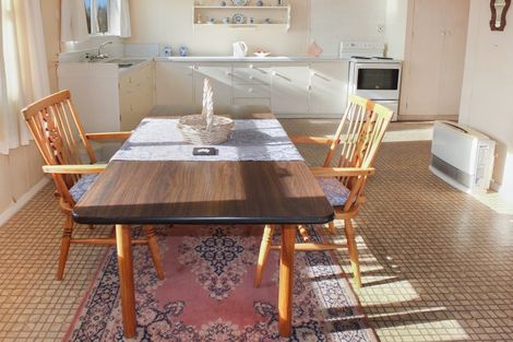 Photo of property in 3 Futter Street, Foxton, 4814