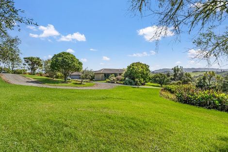 Photo of property in 2342 Cove Road, Mangawhai, 0573