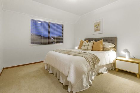 Photo of property in 44 Milford Road, Milford, Auckland, 0620