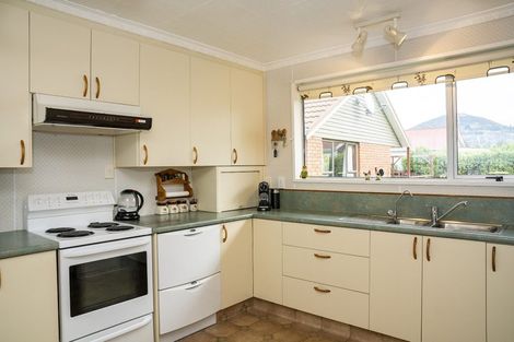 Photo of property in 86 Main Road South, Fairfield, Dunedin, 9018