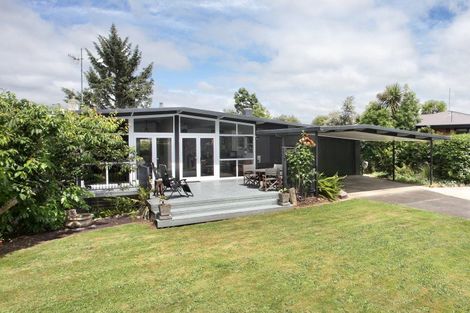 Photo of property in 90 Derby Street, Feilding, 4702