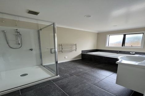 Photo of property in 23 Norfolk Drive, Cambridge, 3434