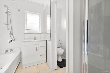 Photo of property in 1/18 Sheehan Avenue, Papakura, 2110