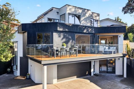 Photo of property in 1a Prestige Place, Castor Bay, Auckland, 0620