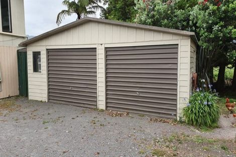 Photo of property in 1939 South Road, Pitone, New Plymouth, 4374