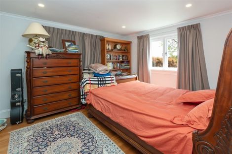 Photo of property in 17 Griggs Road, Whitford, Howick, 2571