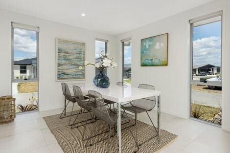 Photo of property in 3 Taioma Close, Papamoa, 3118