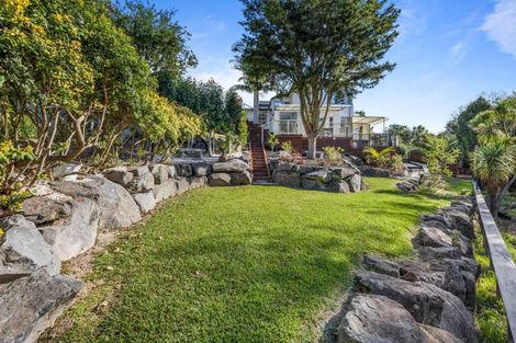 Photo of property in 5 Oakford Park Crescent, Greenhithe, Auckland, 0632