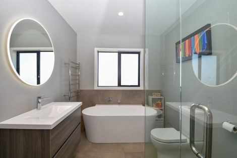 Photo of property in 5 Pukeko Lane, Carterton, 5713