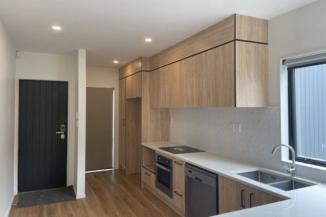 Photo of property in 6 Korokio Lane, Henderson, Auckland, 0612