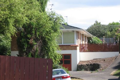 Photo of property in 2/18 Nikau Street, New Lynn, Auckland, 0600