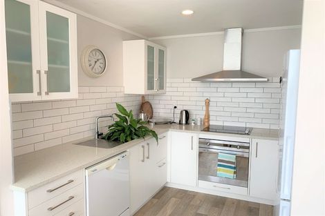 Photo of property in 3/3 Erewhon Place, Birkdale, Auckland, 0626