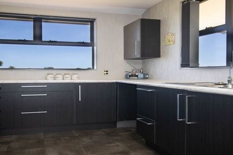 Photo of property in 3 Lakeview Drive, Foxton Beach, Foxton, 4815