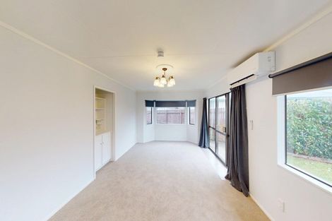Photo of property in 10 Essex Place, Springvale, Whanganui, 4501