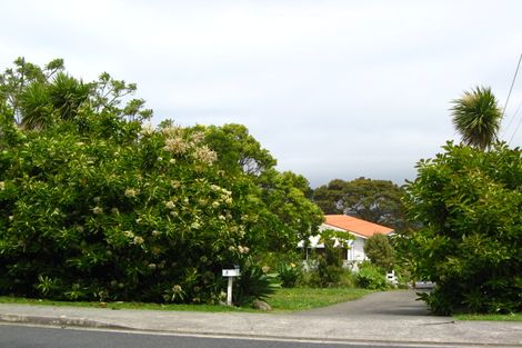 Photo of property in 15 Shakespear Road, Army Bay, Whangaparaoa, 0930