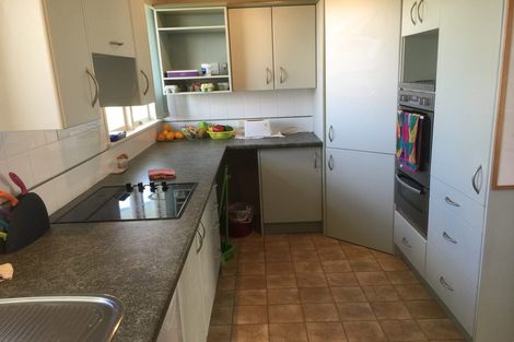 Photo of property in 17 Greenhill Crescent, Pakuranga, Auckland, 2010