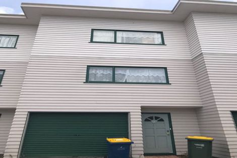 Photo of property in 12/1 Briar Way, New Lynn, Auckland, 0600