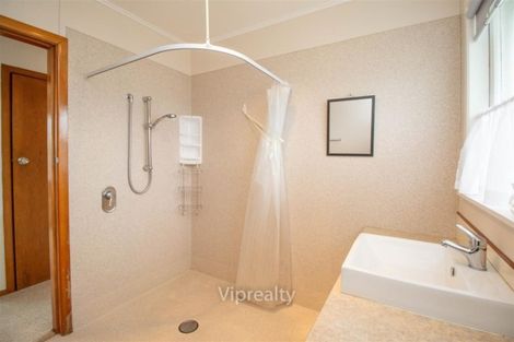 Photo of property in 2a Ngahue Place, Tokoroa, 3420