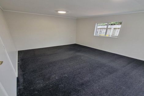 Photo of property in 27 Tukapa Street, Westown, New Plymouth, 4310