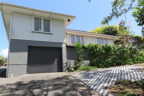 Photo of property in 17 Oreil Avenue, West Harbour, Auckland, 0618