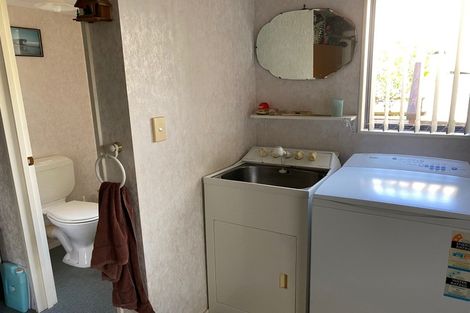 Photo of property in 35 Yorke Road, Haruru, 0204