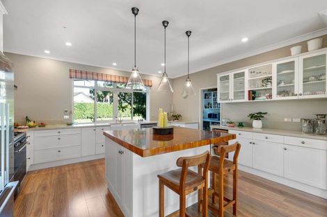 Photo of property in 6 Millbrook Drive, Waiuku, 2683