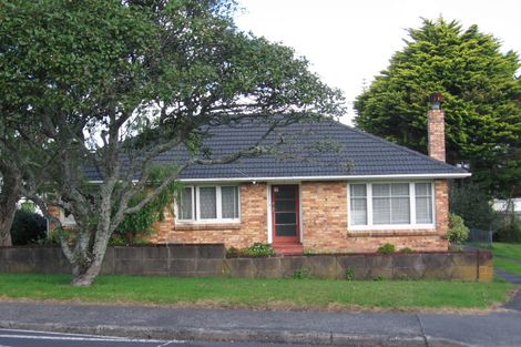 Photo of property in 30 Strid Road, Te Atatu South, Auckland, 0610