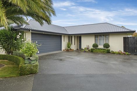 Photo of property in 77 Sarabande Avenue, Redwood, Christchurch, 8051