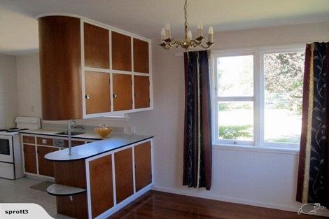 Photo of property in 48 Peer Street, Upper Riccarton, Christchurch, 8041