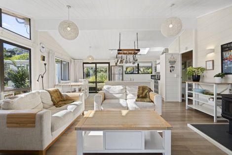 Photo of property in 136 Reotahi Road, Whangarei Heads, Whangarei, 0174