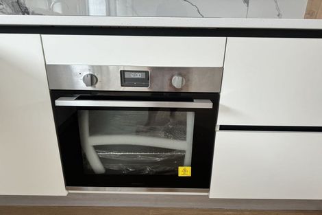 Photo of property in 1a Benchmark Drive, Massey, Auckland, 0614