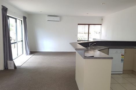 Photo of property in 820/12 Northcross Drive, Oteha, Auckland, 0632