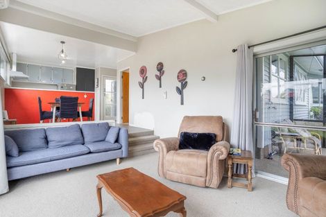 Photo of property in 28 Freyberg Street, Solway, Masterton, 5810