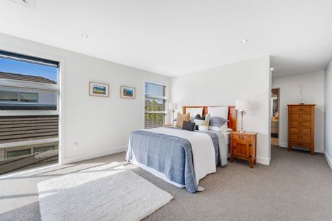 Photo of property in 8 The Parade, Bucklands Beach, Auckland, 2012