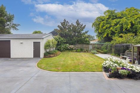 Photo of property in 150 Clyde Road, Burnside, Christchurch, 8053