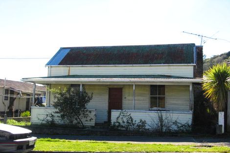 Photo of property in 45 Murray Street, Greymouth, 7805