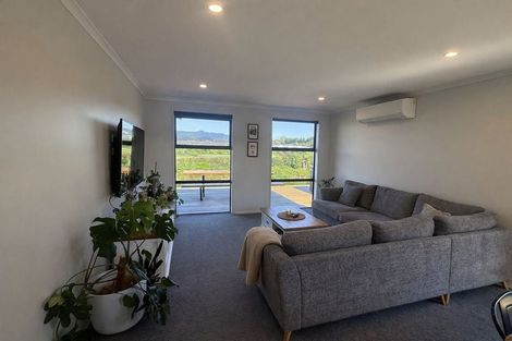 Photo of property in 2b Kauri Lane, Omokoroa, 3114