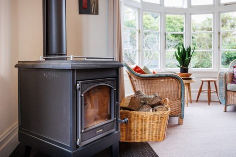 Photo of property in 21 Signal Street, Marton, 4710