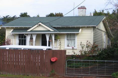 Photo of property in 41 Awaroa Road, Helensville, 0800