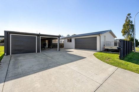 Photo of property in 27 Glen Lynne Avenue, Queenwood, Hamilton, 3210