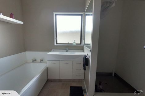 Photo of property in 24a Garland Drive, St Andrews, Hamilton, 3200