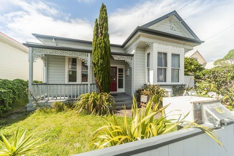 Photo of property in 18 Aurora Street, Petone, Lower Hutt, 5012