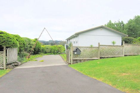 Photo of property in 26 Holdens Road, Henderson, Auckland, 0612