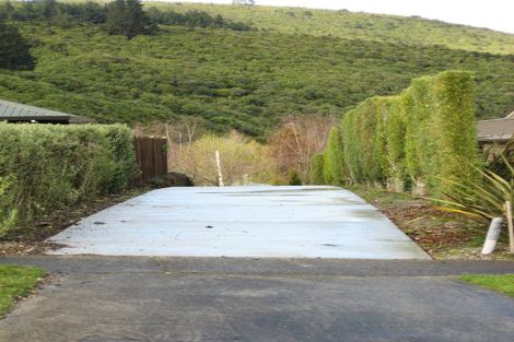 Photo of property in 2/7 Kenrigg Road East, Kinloch, Taupo, 3377