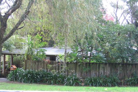 Photo of property in 46 Minnehaha Avenue, Titirangi, Auckland, 0604